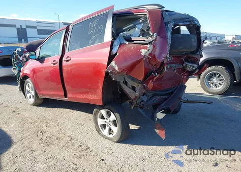 2015 Toyota Sienna Le 8 Passenger from USA, damaged, VIN 5TDKK3DC0FS577058